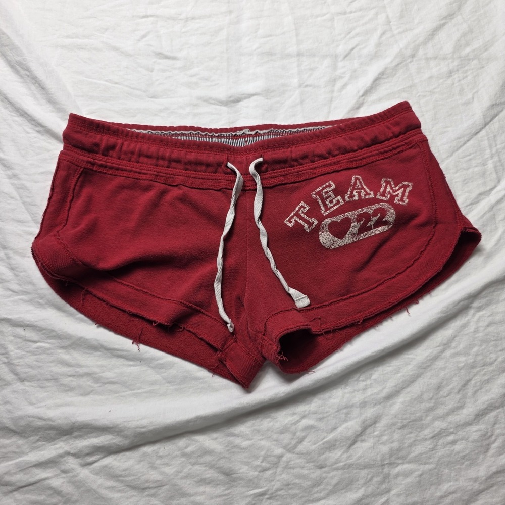 derek heart women's shorts small y2k red team 22 lounge booty